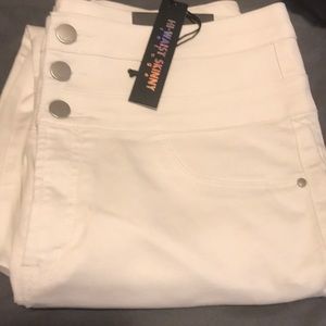 High-Rise Refuge Jeans sz: 14 White